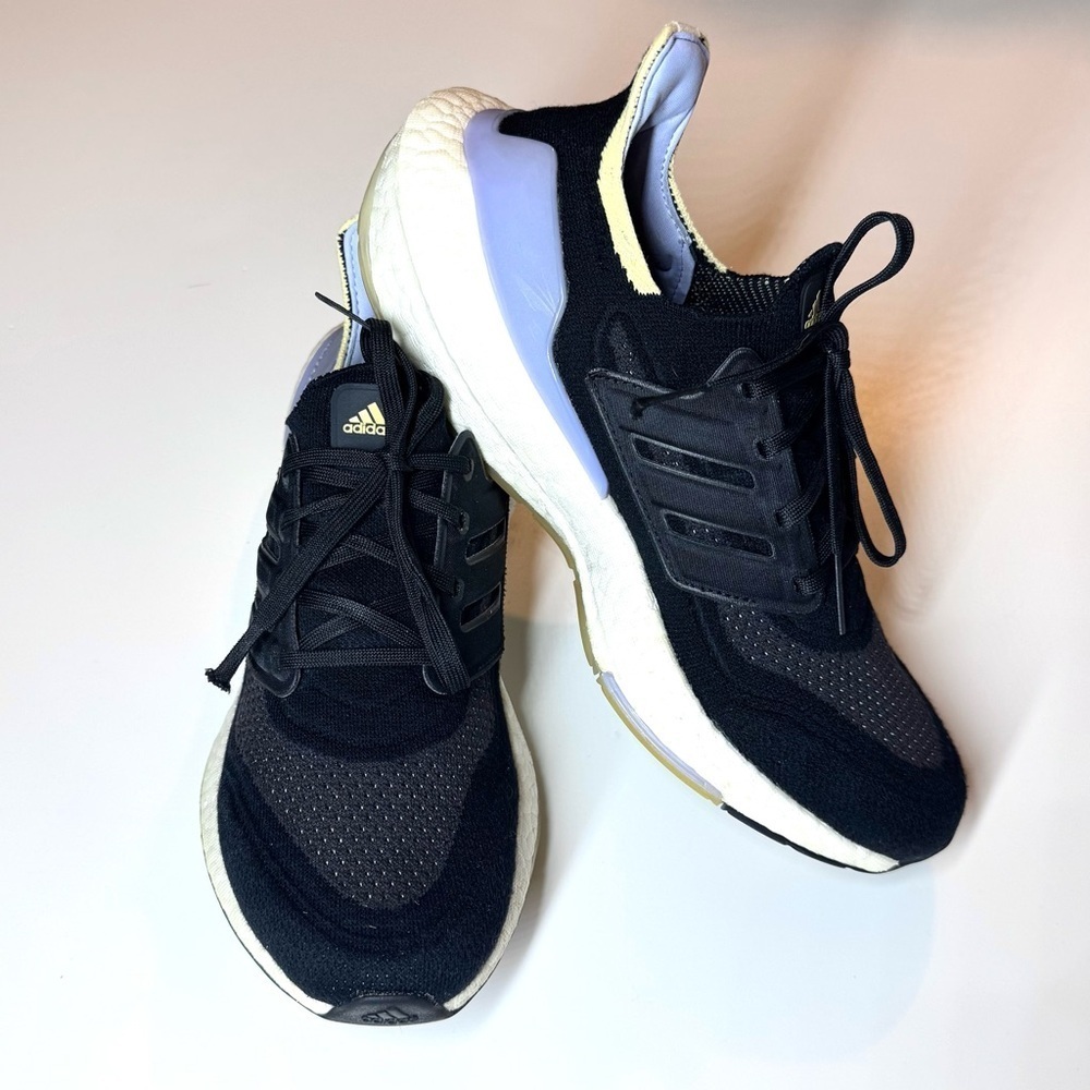 Adidas Women's Black and Lavender Running Shoes - Picture 7 of 10
